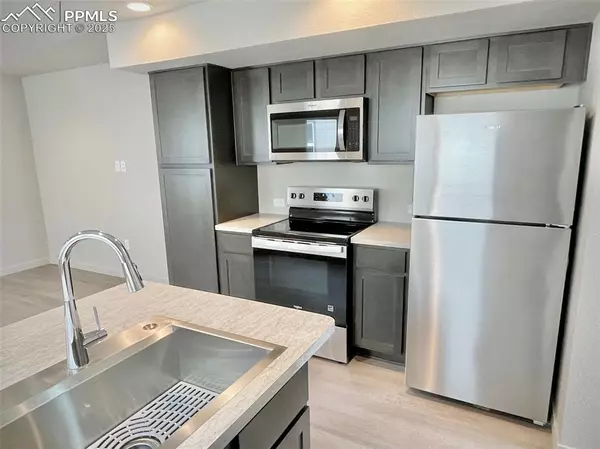 Colorado Springs, CO 80922,3523 Greenways Main BLVD