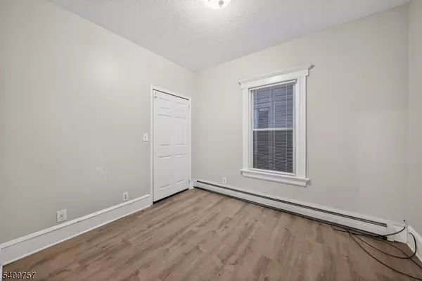 City Of Orange Twp., NJ 07050,271 Mount Vernon Ave