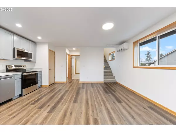 Eugene, OR 97402,715 ST CHARLES ST