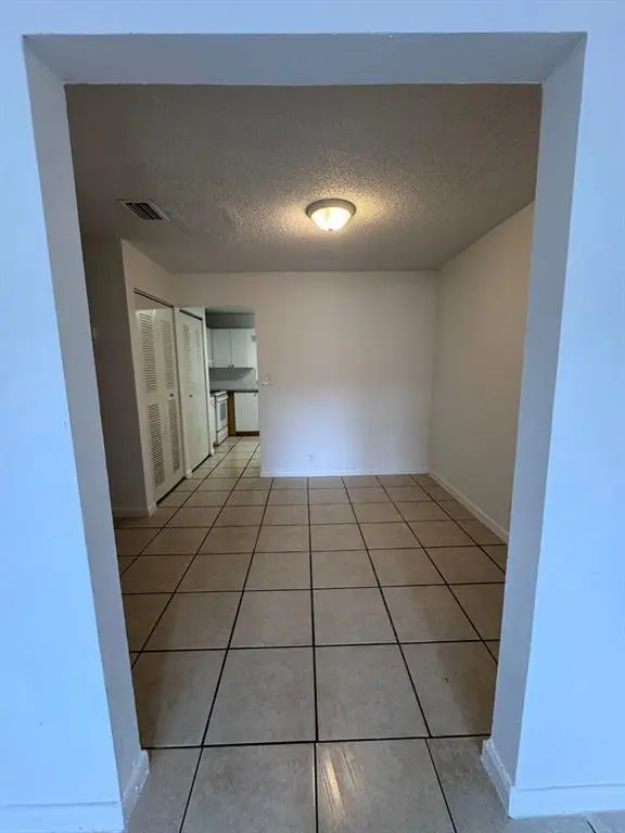 Coral Springs, FL 33065,10551 NW 45th St #2