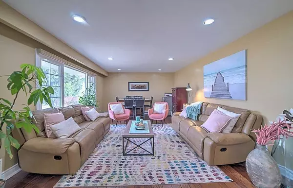 Halton Hills, ON L7G 4S7,11080 Winston Churchill BLVD #Upper