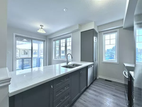 Cambridge, ON N1R 0C6,23-100 Hollywood cir CIR #120