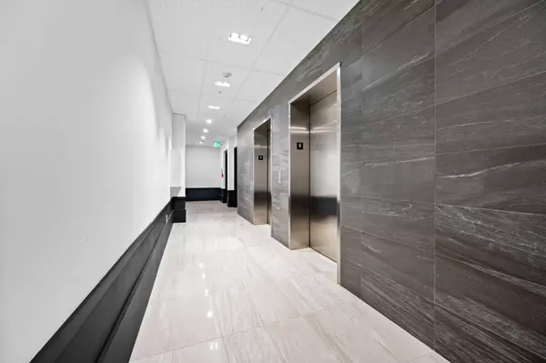 Grimsby, ON L3M 0J1,16 Concord PL #629