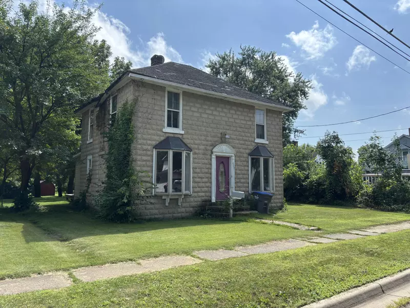 605 E West ST, Sturgis, MI 49091