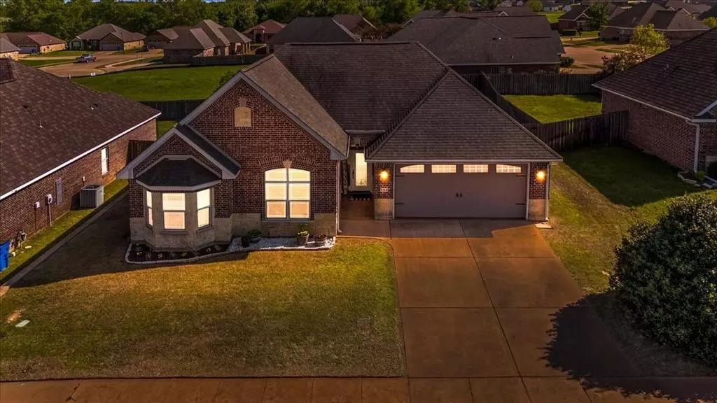 Lindale, TX 75771,700 White Bear Trail