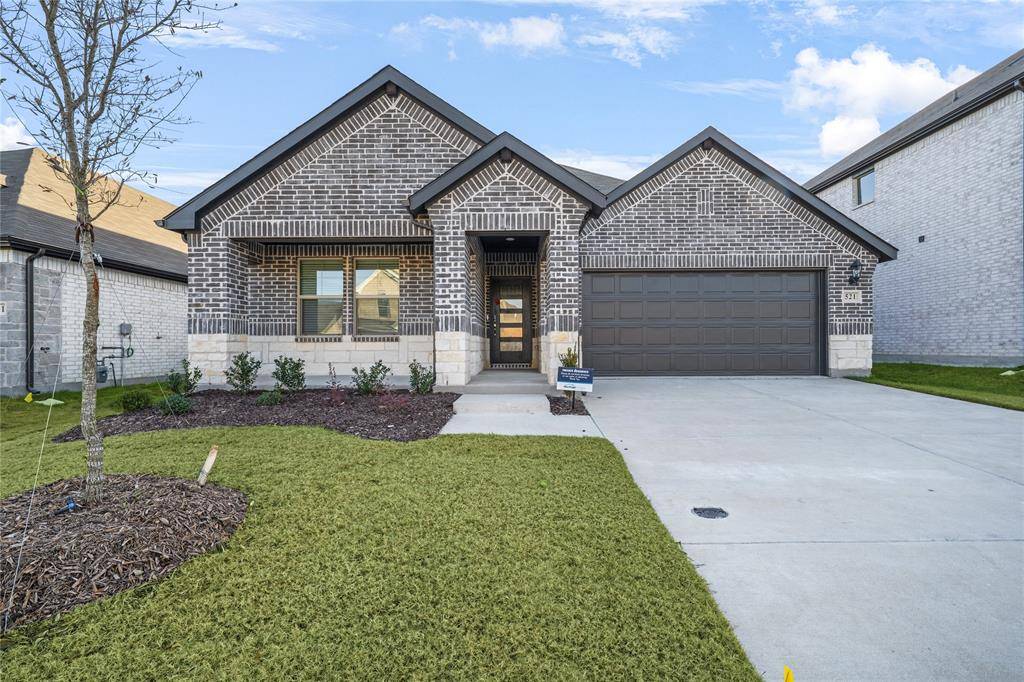 Mckinney, TX 75069,521 Midnight Oak Drive