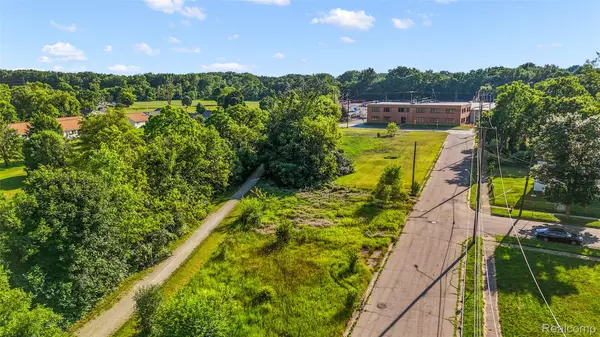 Pontiac, MI 48341,000 Lake Street