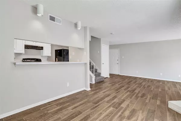 Dallas, TX 75243,11311 Audelia Road #104