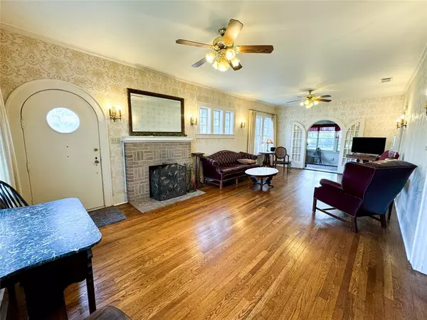 Haskell, TX 79521,405 N Ave H