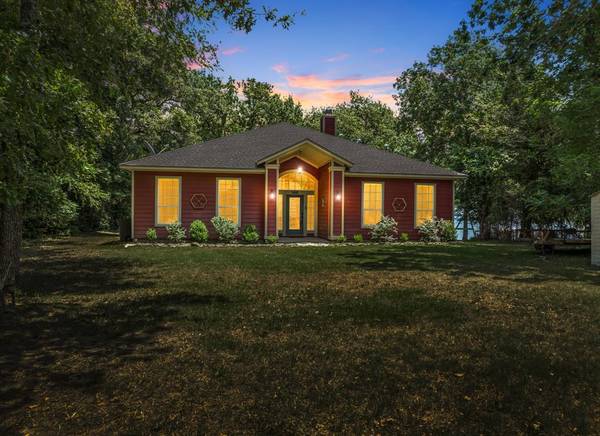 112 LCR 799A,  Groesbeck,  TX 76642