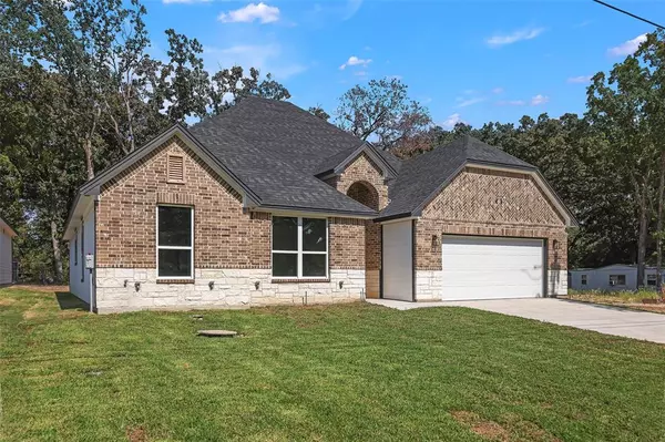 11298 Cedar Drive, Mabank, TX 75156