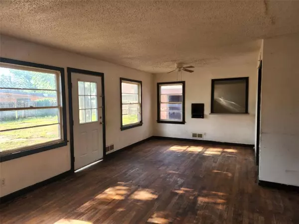 Abilene, TX 79605,342 S Leggett Drive