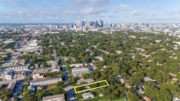 Dallas, TX 75214,5401 Reiger Avenue