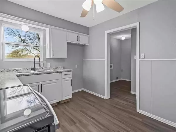 Denison, TX 75021,732 E Morton Street