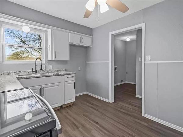 Denison, TX 75021,732 E Morton Street