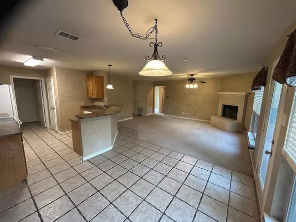 Springtown, TX 76082,616 N Avenue C