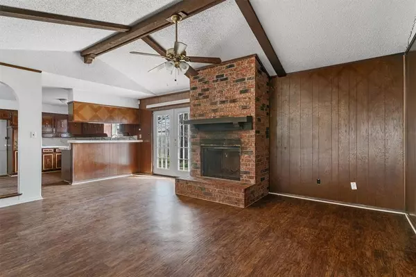 Forest Hill, TX 76140,7537 Folkstone Drive