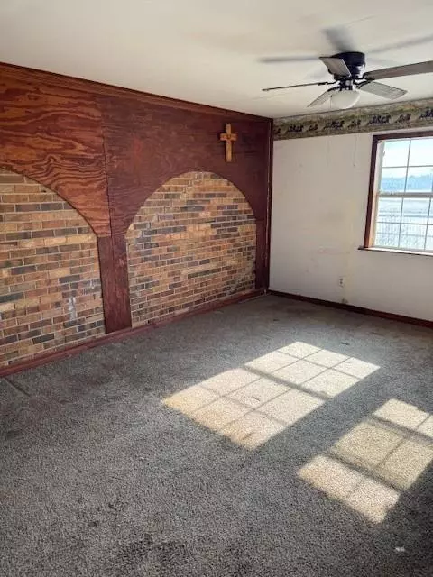 Quanah, TX 79252,1010 Dubose Street