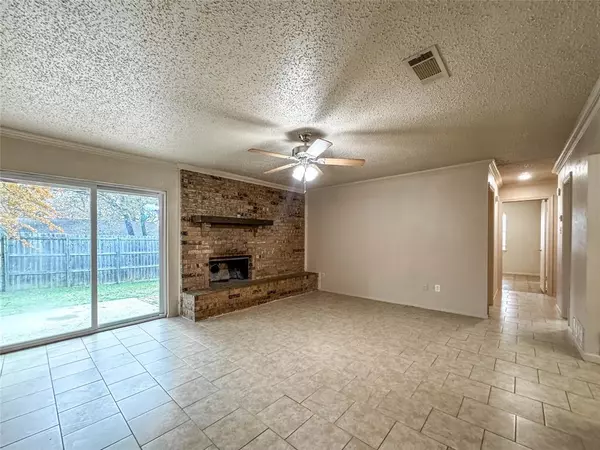 Denton, TX 76209,1112 Autumn Oak Drive