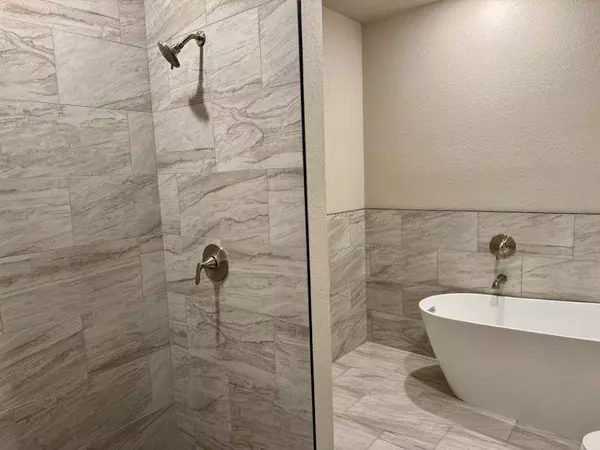 Lindale, TX 75771,15517 Greenhouse Way