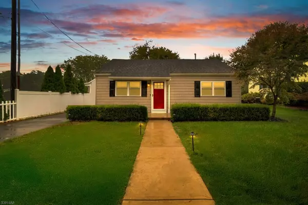 16 Irwin Ave, Freehold Twp., NJ 07728