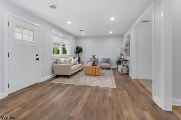 Freehold Twp., NJ 07728,16 Irwin Ave