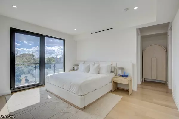 Long Branch City, NJ 07740,8 Seashore Drive