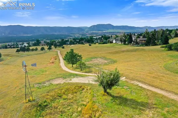 Colorado Springs, CO 80921,532 Fox Run CIR