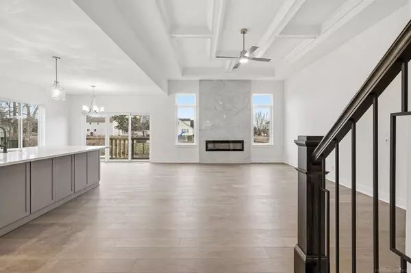 Macomb, MI 48044,16930 Glenhurst DR