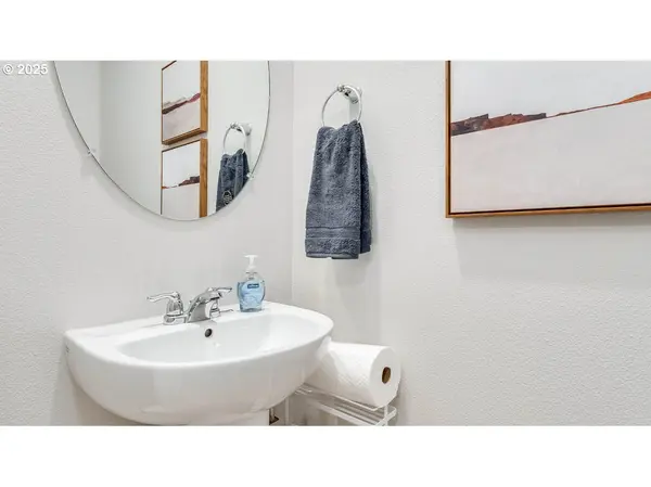 Gresham, OR 97080,3588 SW Binford AVE