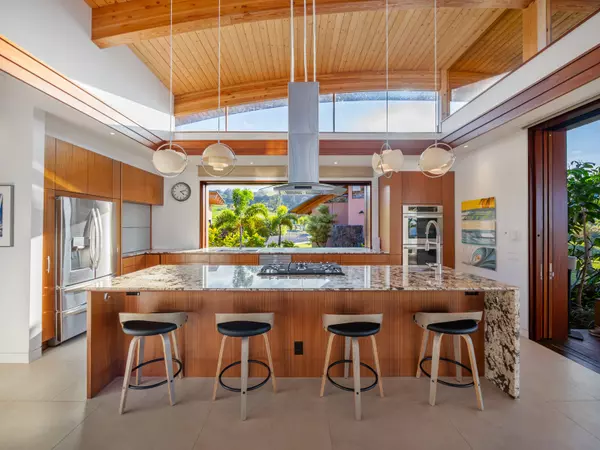 Honokaa, HI 96727,45-5038 NANAINA KAI RD