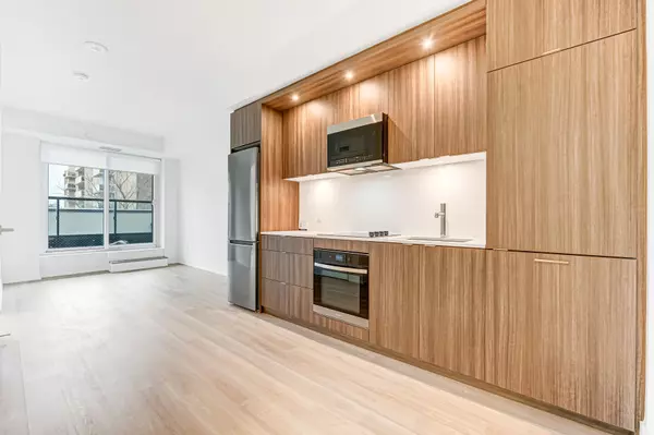 60 Central Park Roadway N/A #315, Toronto W08, ON M9A 0E6