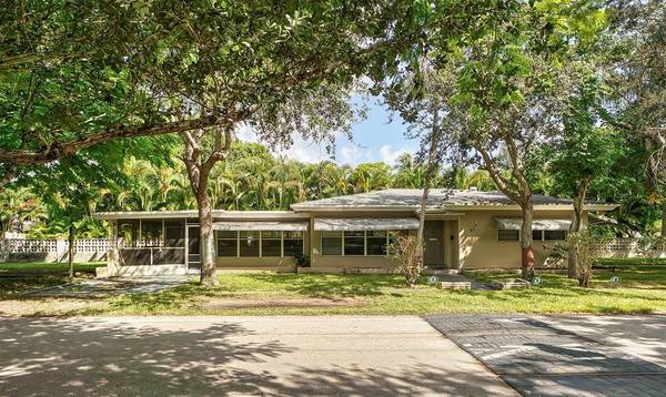 1019 NE 11th St,  Fort Lauderdale,  FL 33304