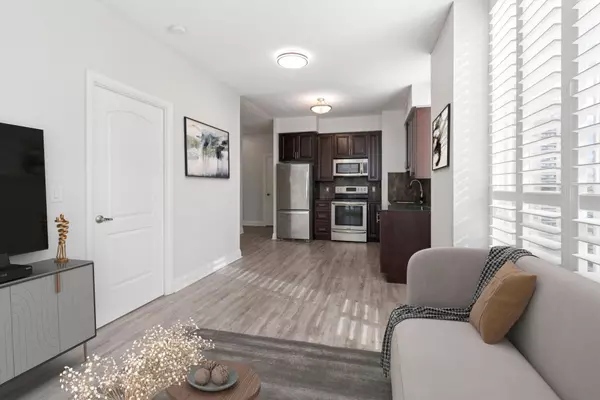 Vaughan, ON L4J 0G7,20 North Park RD #1108