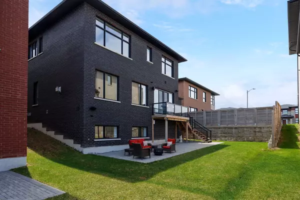 Richmond Hill, ON L4E 3W9,29 Limerick ST