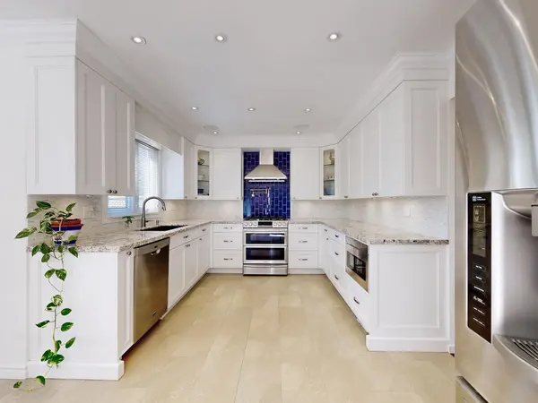 Vaughan, ON L4J 6N9,48 Millcroft WAY