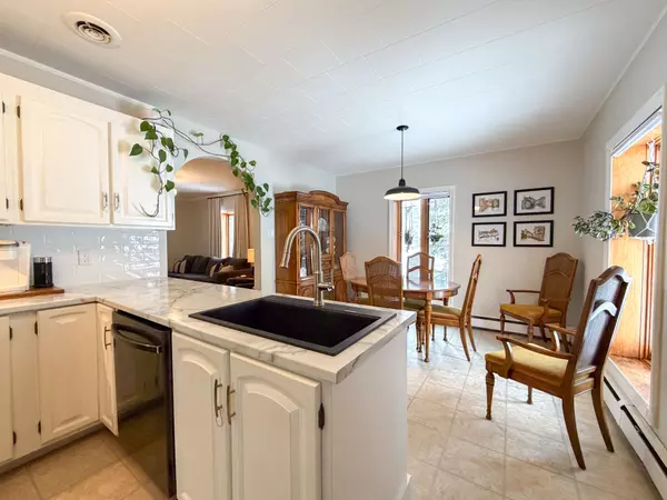 Iroquois Falls, ON P0K 1E0,637 Montrock ST