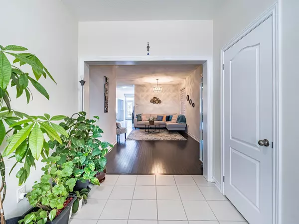 Caledon, ON L7C 4E1,178 Newhouse BLVD