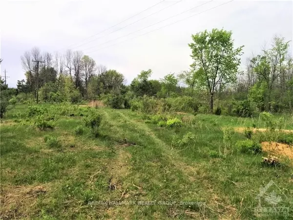 Montague, ON K7A 4W1,49 Rideau AVE N