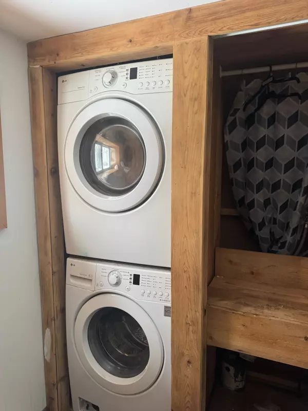 Carlow/mayo, ON K0L 2M0,27 Hartsmere RD