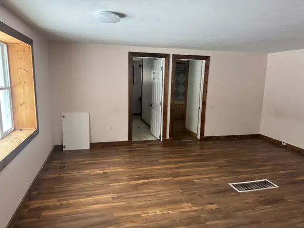 Carlow/mayo, ON K0L 2M0,27 Hartsmere RD