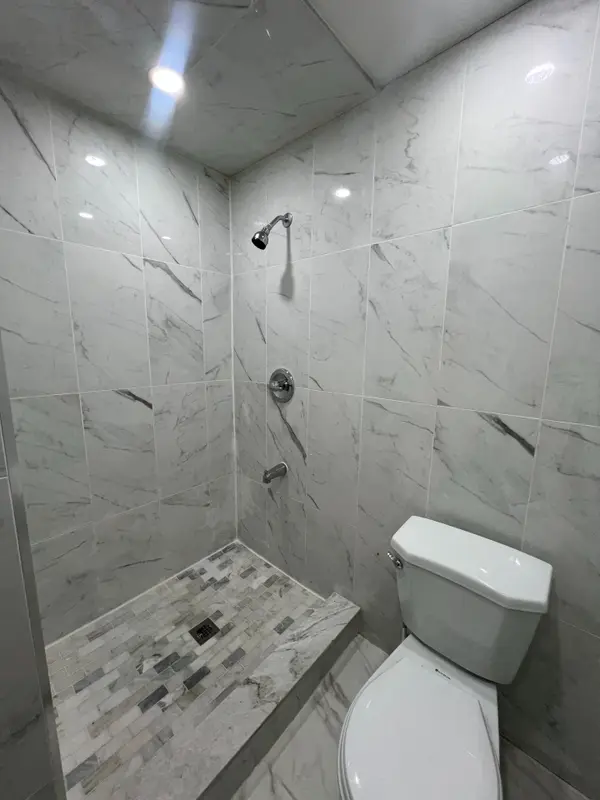 Cambridge, ON N1R 2L5,310 Elliott ST S