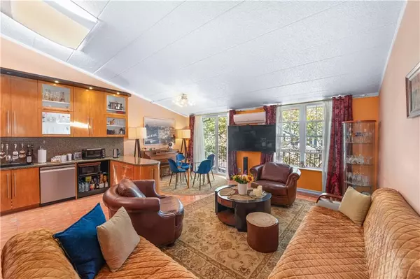 Brooklyn, NY 11209,328 101st ST #36E