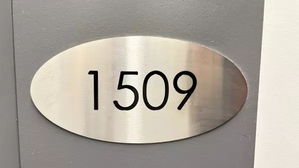 Toronto C04, ON M6A 0B3,120 Varna DR #1509