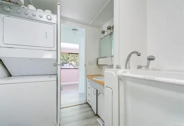 Langford, BC V9B 4C9,2780 Spencer Rd #57