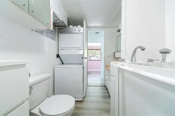 Langford, BC V9B 4C9,2780 Spencer Rd #57