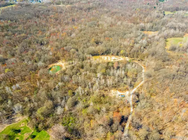 Belleville, MI 48111,22152 SHERWOOD RD