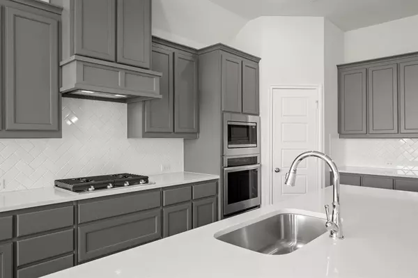 Granbury, TX 76049,369 Paddle Boat Drive