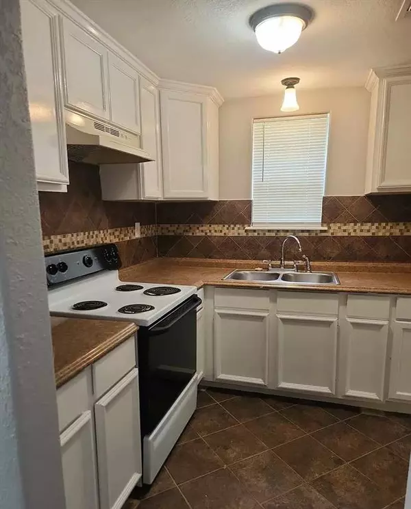 Newark, TX 76071,502 Wise Street