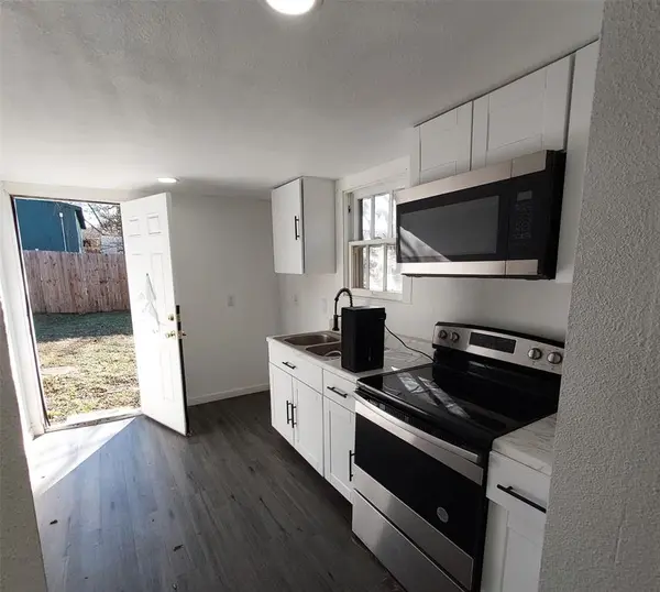 Denison, TX 75020,1324 W Morton Street